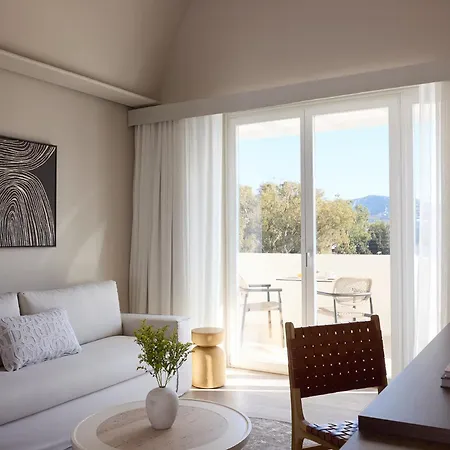 Santorini Heart & Otel 5*