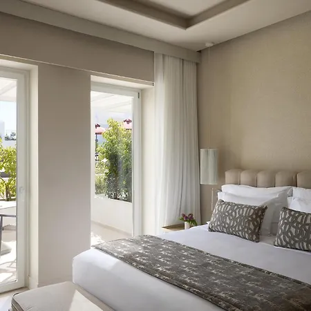 Otel Santorini Heart &