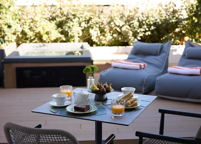 Santorini Heart & 酒店 费拉