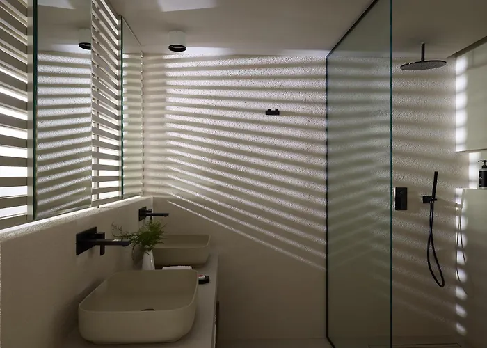 Santorini Heart & 5* 费拉