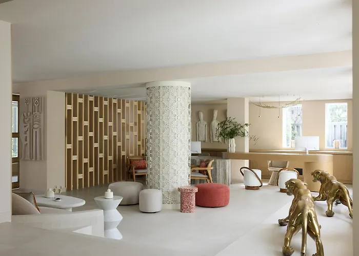 Santorini Heart & Fira (Santorini)