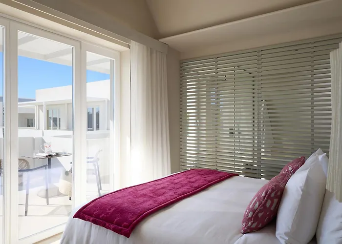 Santorini Heart & Fira (Santorini)